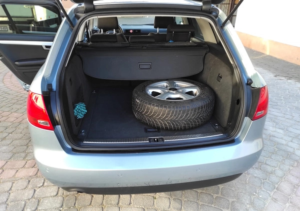 Audi A4 cena 15200 przebieg: 338250, rok produkcji 2005 z Radomsko małe 137
